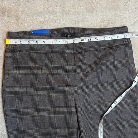 NWT Elegant Women's Gray Plaid Stretch Pull On Trousers sz 10 - Picture 4 of 11